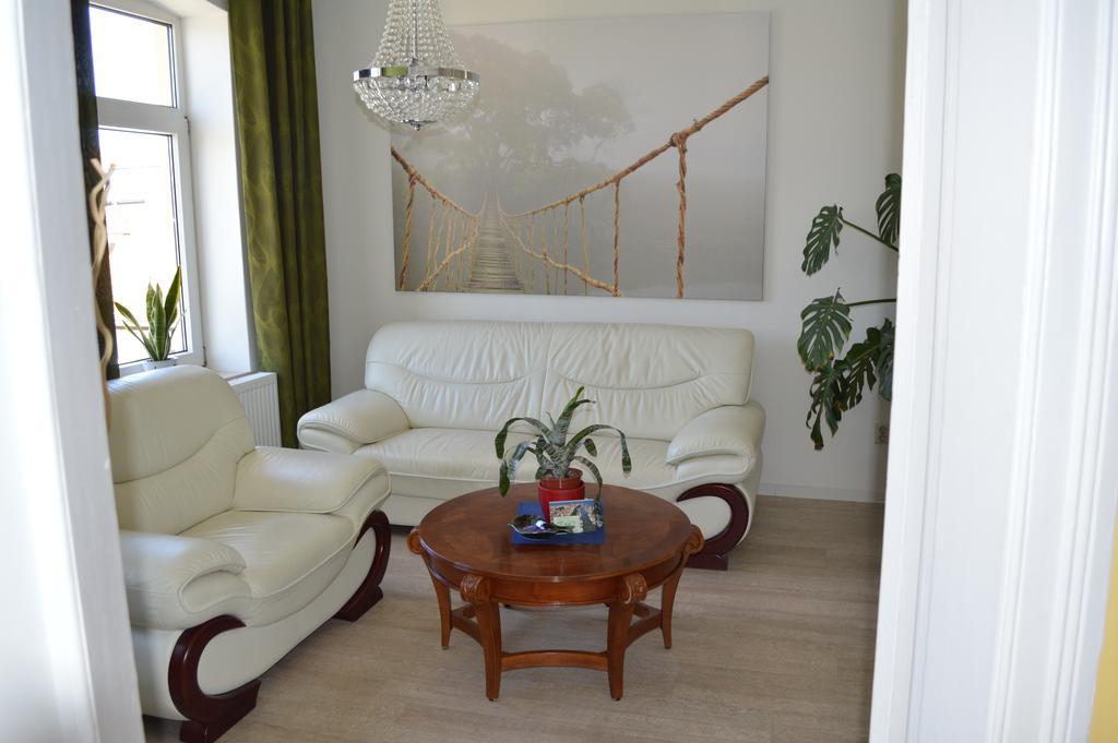 Twee Linden Warnemuende Zentrum روستوك المظهر الخارجي الصورة